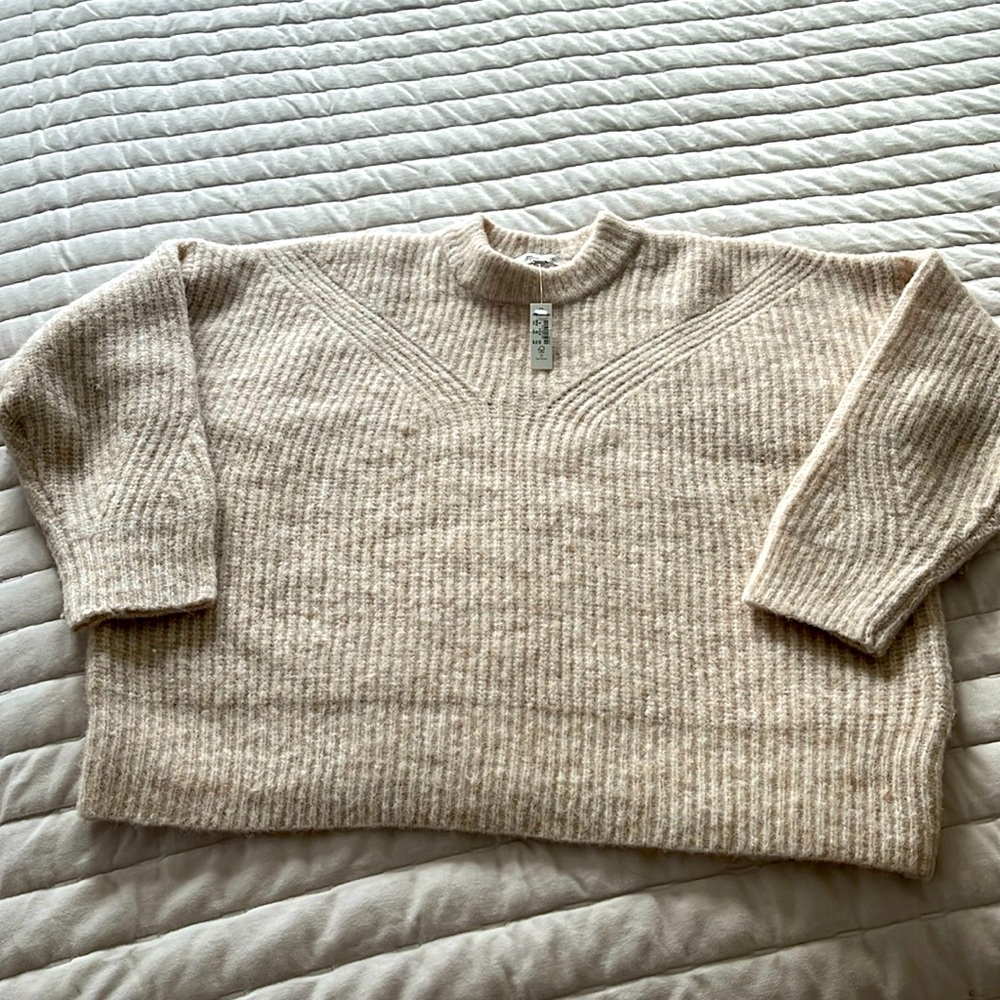Women’s Sweater